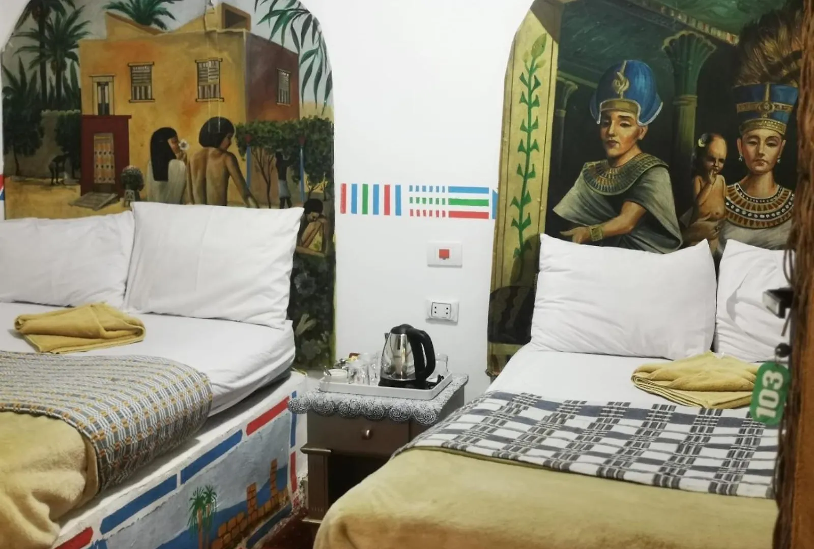 Peace Garden Hostel & Camp 樂蜀 招待所