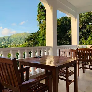 https://oceanic-view-apartment.maheislandhotels.com